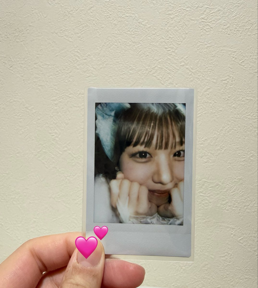 CANDY_ame531's tweet photo. ふれちゃライブ行ってきました‼️

デビューとは思えない完成度でとても引き込まれたよ🥺

ななちゃんめちゃかわすぎる😚
しゅきちゃんも気になってるからこんど撮ってもらおうかな、？
 #ふれちゃ
 #和宮なな   #小森朱季 https://t.co/xuDUMoX7uJ