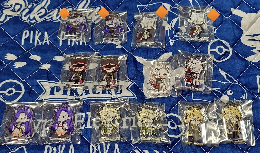 chalon_wanwan's tweet photo. 【譲渡】刀剣乱舞 刀猫男士 ミニアクリルスタンド ミニアクスタ アクリルブロック

譲》各2
🔷:山姥切
🔶:大慶、童子切、三日月、加州、膝丸、髭切
無印:面影、道誉、丙子、富田、信房
求》定価+送料

🔷は無印から2点
🔶は無印から同数
無印は単体譲渡可
まとめてや無印のみの方優先 https://t.co/PjoARFqqhp