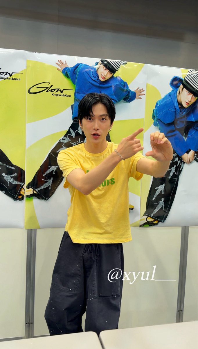 xyul___'s tweet photo. 前にいた友達にかっこいい〜😆✨しながら
一旦こっちを確認してきたスンハン何WWWWWWWWWWWW https://t.co/Lb1gPDaFdu