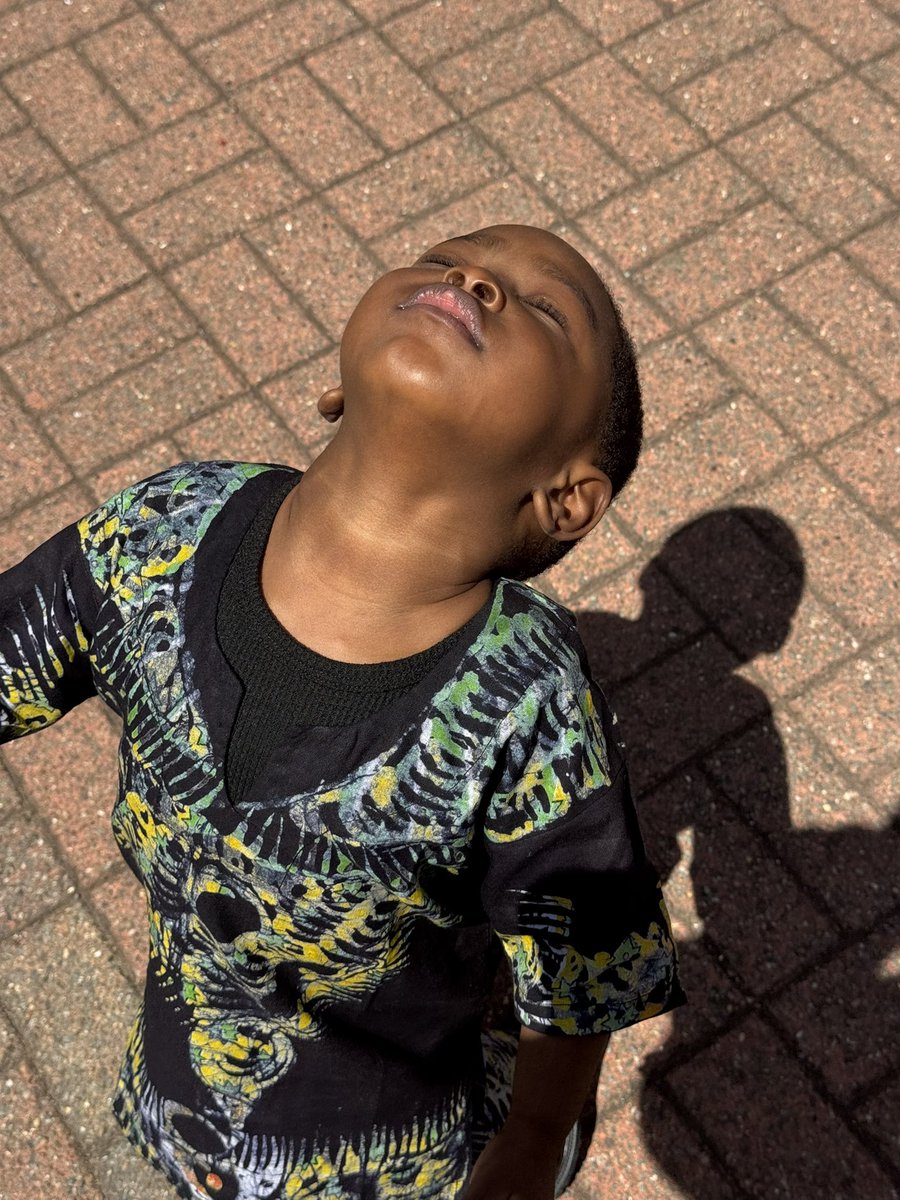 iam_pweedypresh's tweet photo. Mid Year Thanksgiving was 🔥🔥

Eden getting today’s dose of vitamin D in fourth frame >>😅😅❤️ https://t.co/acfBccKWSA