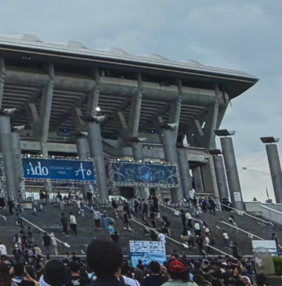 UMBS_ISO's tweet photo. Adoさんのライブ初めて行きま��て！凄まじかったです
おどるポンポコリンみんなで歌って楽しかったです https://t.co/IXlKHcm7dy