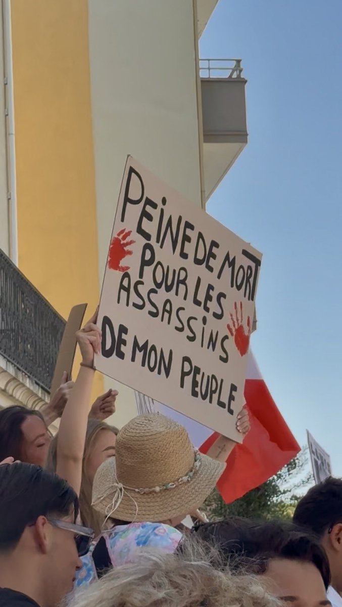 Erga3x's tweet photo. Oui. https://t.co/vT4UBY2oW2