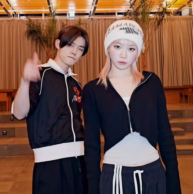 yawnchaes's tweet photo. yeonjun &amp; chaewon comeback in 2026 #manifesting 😭😭😭😭😭 https://t.co/IVdD1oJnbm
