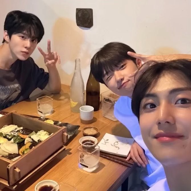 niaforseok__'s tweet photo. always 💘 https://t.co/T408WruiXS