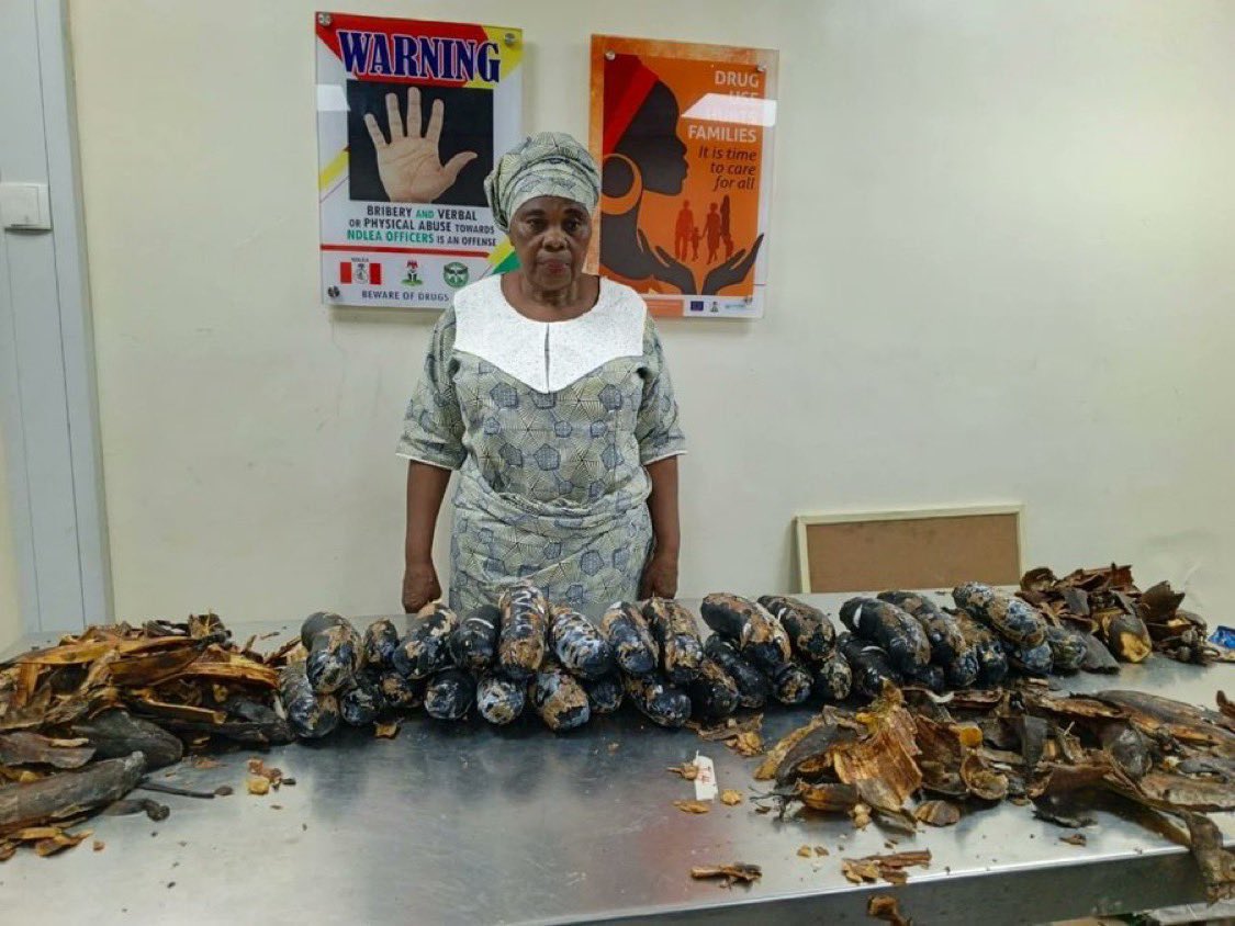 IfeomaIgbotic's tweet photo. NDLEA has arrested Yetunde Mary Barek  from Ondo State with 13kg cocaine hidden in plantain peels. https://t.co/va65qZxJnr