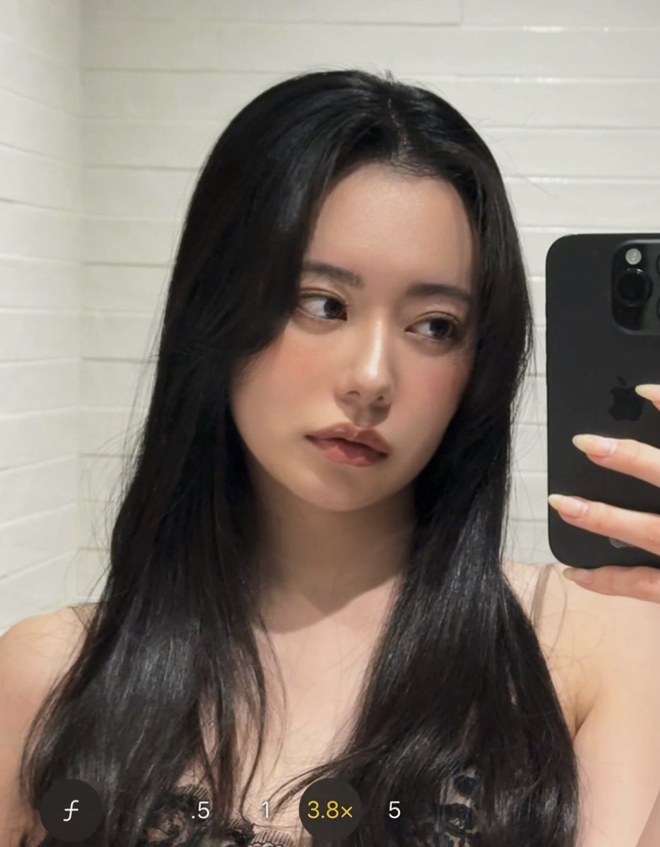 NiaBuildds's tweet photo. @yuan__000ras So classy and matured 

She aged backwards ❤️ https://t.co/E0uZEuJNkH