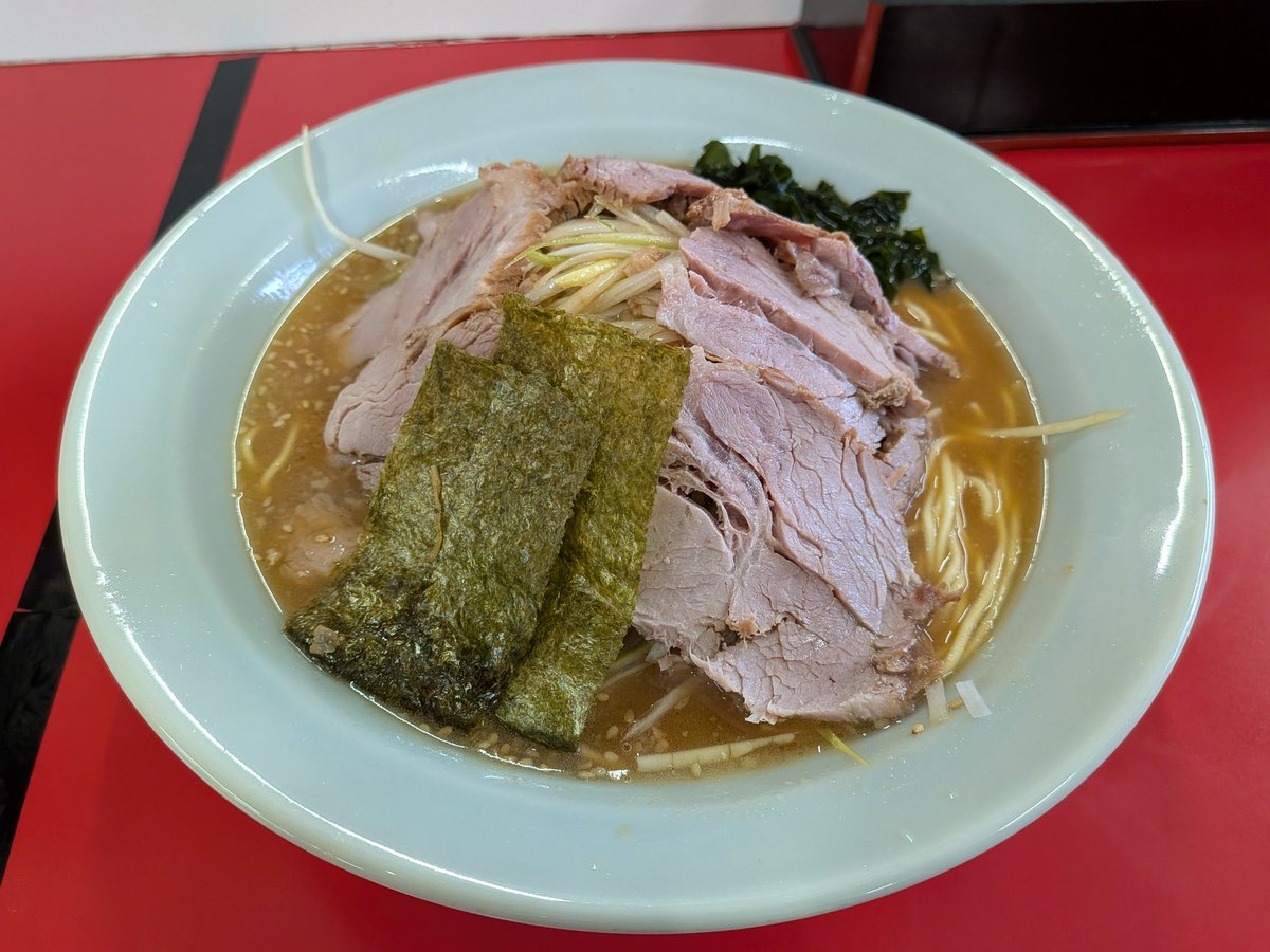 ZAKIO774's tweet photo. 土曜昼にネギ味噌ラーメン+にんにくチャーハン
日曜にネギ味噌チャーシュー麺

食べ過ぎ。土曜日にラーメン食べたの忘れてたわ＼(^o^)／ https://t.co/zZg6myTOq9