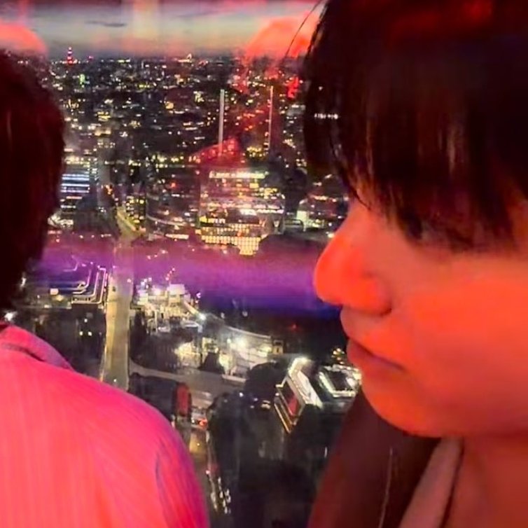 lvthvkook's tweet photo. Isn't it kinda sexy that Jungkook's most memorable UK memory was visiting that restaurant... and now taekook chose to go there with hobi on their first night in London? 😭 https://t.co/4ubaBix2iS