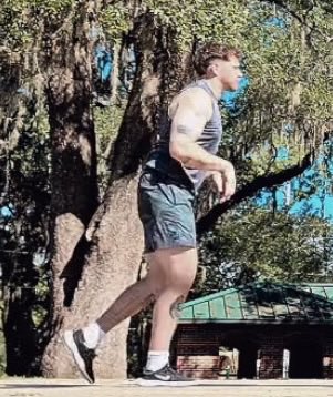 jeggy112's tweet photo. oliver my brother in t-rex arms please never change https://t.co/1ckdvFc0Cx