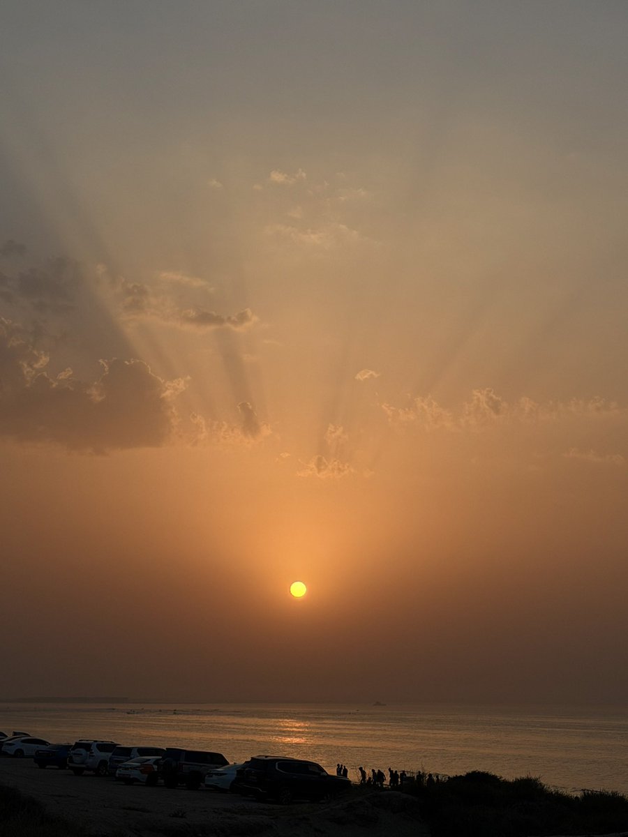 lebnene2020's tweet photo. Nothing to say 
Just relax sit and watch 🌅
Sunday 5 july 2026 https://t.co/F49d63pxrS