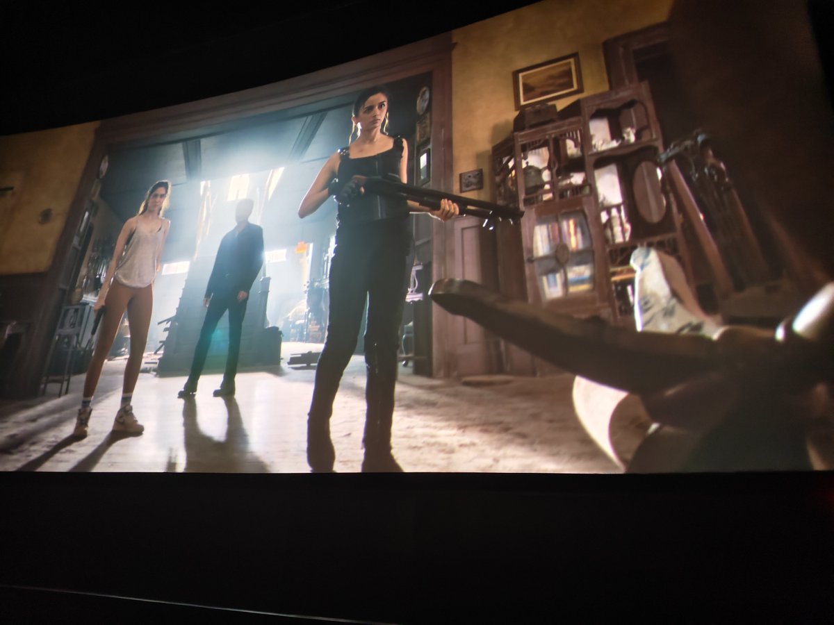 funny_raja02's tweet photo. #Alpha Interval: Quite engaging so far! 🔥
The first 15–20 minutes were a bit slow, but Alia Bhatt's entry completely changed the momentum. Her intro fight 🔥, solid BGM, and the action has picked up nicely. Looking forward to the second half! 🍿🤞 #AlphaReview #Alpha #AliaBhatt #Sharvari #HrithikRoshan