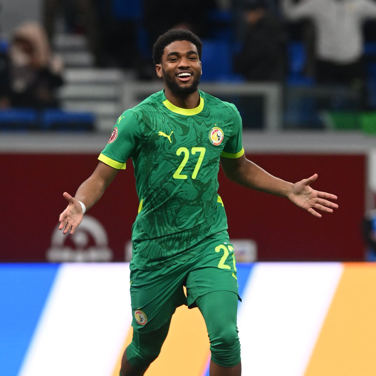 MegaPSG_'s tweet photo. ❗️ Ibrahim Mbaye 🇸🇳 aurait eu des écarts de comportement avec le Sénégal pendant la Coupe du Monde. Son entourage aurait aimé qu'il ait un statut de titulaire. 🤔

(@RomainMolina via Colinterview) https://t.co/MvTfsA6Lk7