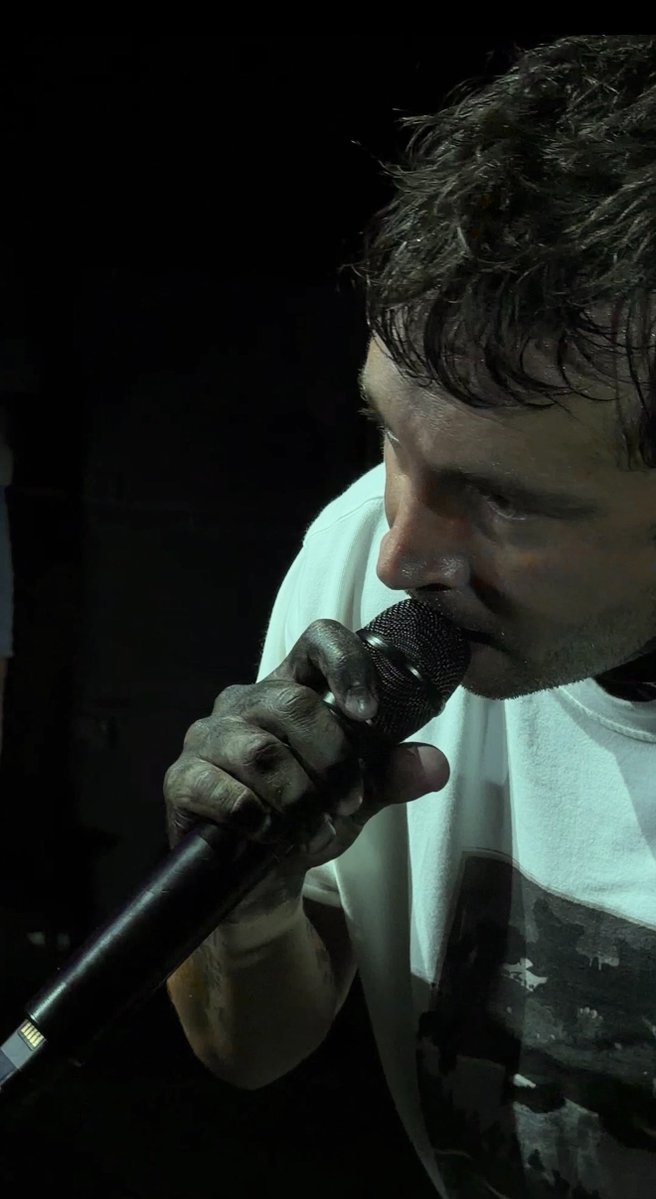 slowtown_mp3's tweet photo. look how close he was https://t.co/n13TgmY9uS