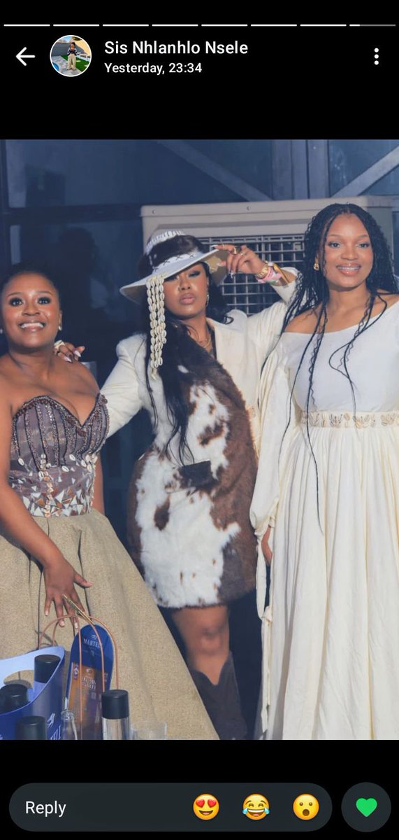 GuguMkhize57186's tweet photo. My  favourite  people  ☺️🔥🔥😍

TRIXIE X PERERE 
TRIXIE X BLACK &amp;WHITE PARTY 

#TrixieChristoffels
#TrixieVibes https://t.co/sDP2ZAUyT3