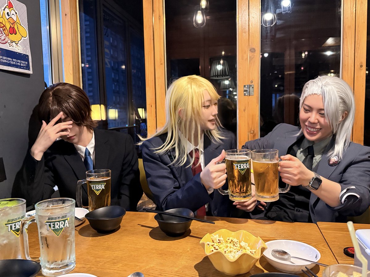 Lunatic_D__'s tweet photo. 삼강의 즐거운 애프터 사진입니다..^^ https://t.co/ccBWKHLHcJ
