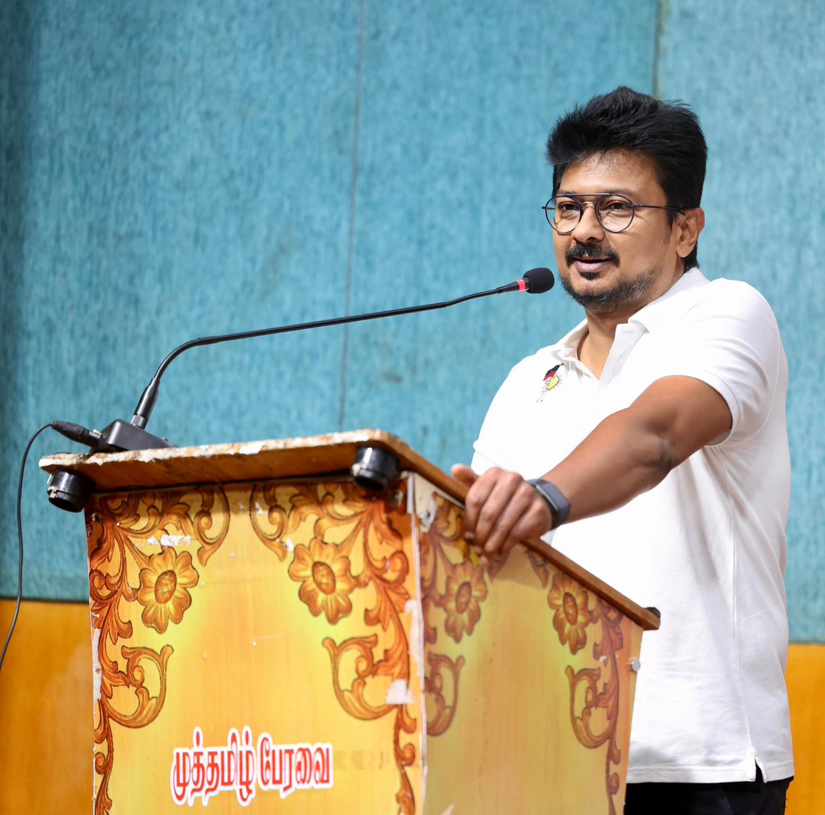 dmk_youthwing's tweet photo. “வெற்றியோ தோல்வியோ, வீதிக்கு வந்து மக்களுக்காக உழைப்பவர்கள்தான் உண்மையான கலைஞரின் உடன்பிறப்புகள் என்று மீண்டும் மீண்டும் நாம் நிரூபிப்போம்.”- மாண்புமிகு எதிர்கட்சித் தலைவர் @Udhaystalin அவர்கள். 

#DMK4TN https://t.co/QVY6C9gPMw
