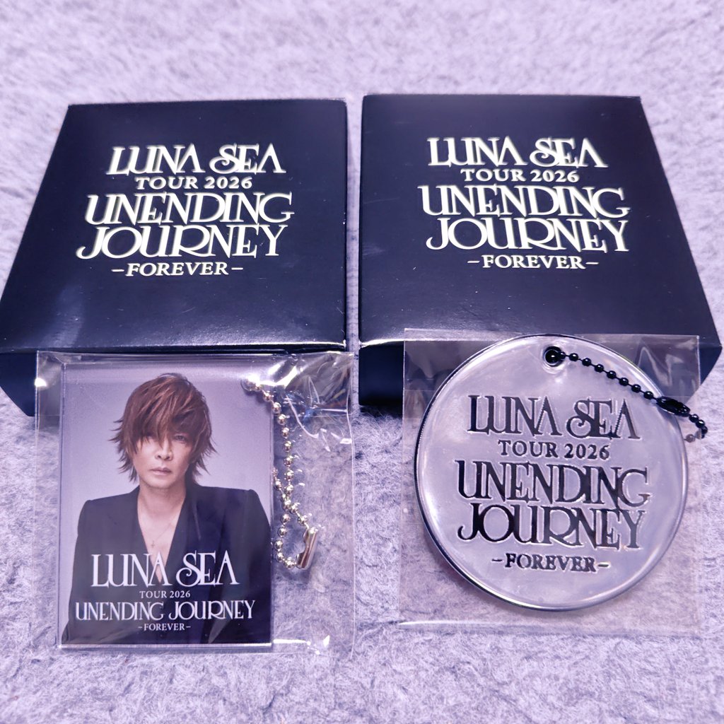 natchan0922's tweet photo. 初めてランダムグッズのエンベロップで推し様を自引き出来た😭

今回2個しか買ってないのに🥹

では…健児さんに紹介して頂きましょう 笑

コチラ自引きしたINORANさんのアクリルキーホルダーですっ✨ https://t.co/x8VgYcul0z