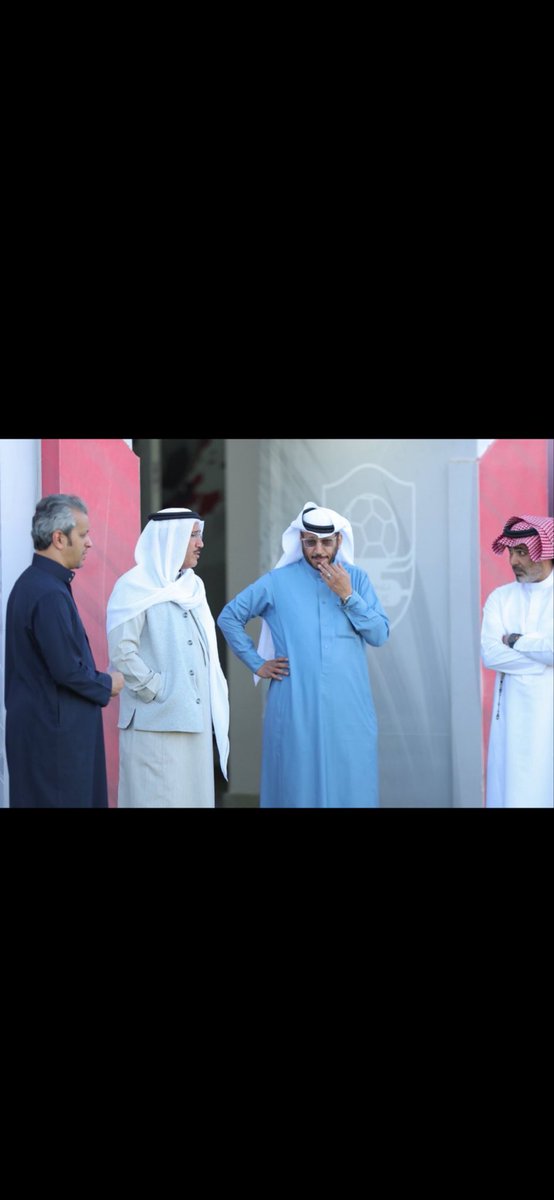 saeedali_33's tweet photo. وكأني به قد قطع وعداً على نفسه بأن لايترك #الرائد ويترجل عن كرسي رئاسته إلا وقد أحرق الأخضر واليابس فيه . 
موسم كارثي جداً ينتظر #الرائد و #الرائديين ، تعودنا من فهد المطوع ورفاقه خلال ثلاثة عشر موسماً انقضت وانتهت ( تسعة منها متواصلة متتالية ) على الفشل الذريع وتحقيق أقل وأدنى درجات النجاح المطلوب  ، ولكن من الواضح أن المطوع ورفاقه لن يهنأ لهم بال ، ولن ترتاح ضمائرهم إلا و #الرائد في غياهب الدرجة الثانية وظلماتها ، لاحراك ولاجدية ولاحتى بوادر عمل تشعرك بأن البقاء في #دوري_يلو من الممكن أن يحدث حتى ولو بشق الأنفس ، أي نجاح ينتظر من أسطورة الفشل الاداري في العمل الرياضي بتاريخ الأندية السعودية وأسطورته الخالدة ؟! 

أي نجاح يتوقع والفكر والعقلية الإدارية  هي نفسها ومن المستحيل والمحال أن تتغير وتتبدل للأفضل ، بل على العكس تماماً هي في كل موسم جديد تزداد سوءً وتتزايد فشلاً .

أدوات العمل الفاشلة مستمرة ولن تتغير ، فأي أمل ينتظر ؟! وأي نجاح يُرتجى ؟! 

كلُ من يعمل مع المطوع شريك رئيسي في #تدمير_الرائد 

لم يعد للكلام معنى يذكر ولاقيمة مجدية   ، فلقد بحت الأصوات من كثرة المطالبات والمناشدات بلا جدوى تذكر .

بصراحة تامة أجد نفسي غير قادر على إكمال #التغريدة ، فالوضع بالرائد لم يعد محتملاً نهائياً ، ولكن لعل الله يحدث بعد ذلك أمرا .

#حكاية_الرائد 

#في_الصور_المرفقة_بالتغريدة  مايكفي لتعرفوا حقيقة المطوع ورفاقه .

#وزارة_الرياضة
#كأس_العالم 
#الزلفي
#الهلال
#النصر