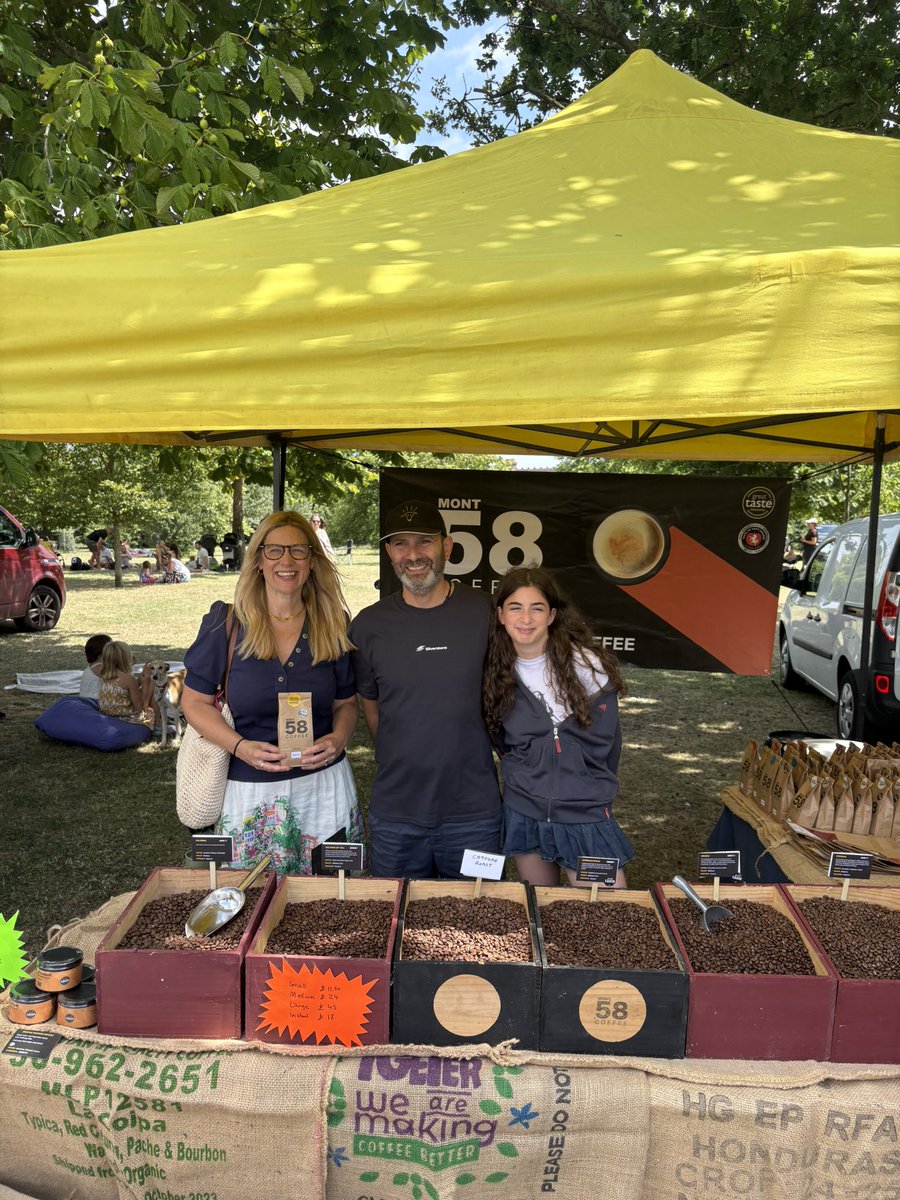 elliereeves's tweet photo. Lovely time at the Blythe Hill Festival this afternoon! 

Brilliant food and music and lovely to speak with so many of our great local businesses and charities as well. https://t.co/6YQmV3N09x