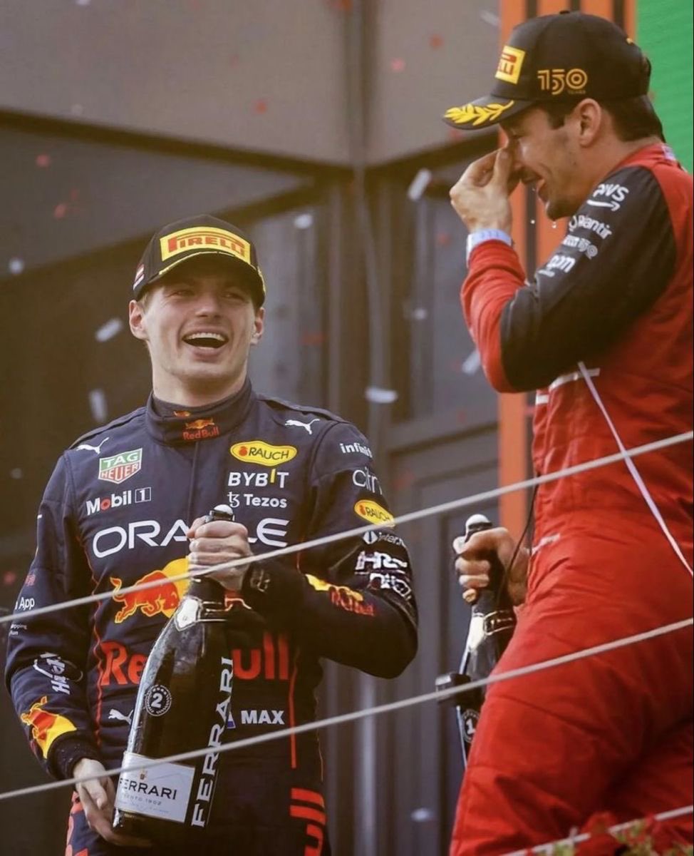 lestappia's tweet photo. MOURNING WHAT WE COULD HAVE HAD. LESTAPPEN PODIUM COME BACKKKK https://t.co/tzBqHh8KIp