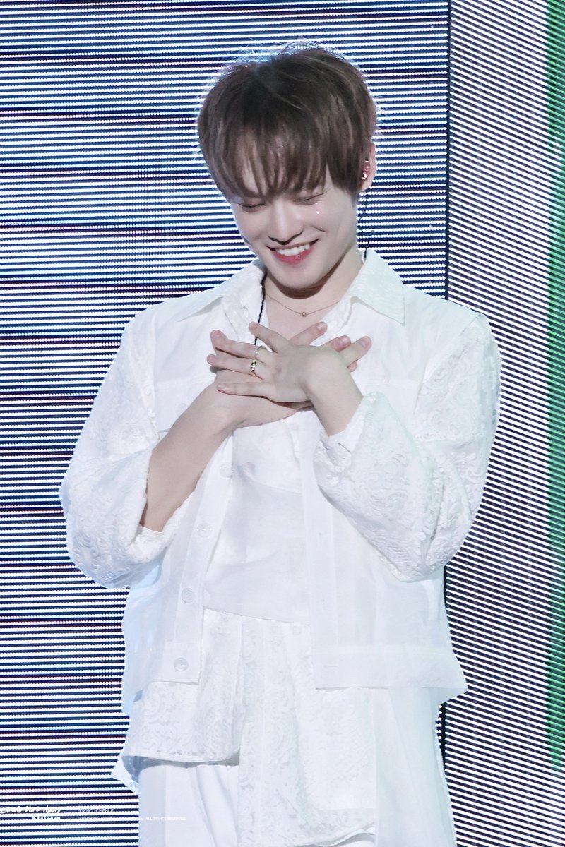Strawberry_CL_'s tweet photo. 260705 😉
#천러 #辰乐  #CHENLE #NCTDREAM https://t.co/Qjp62Sagt1