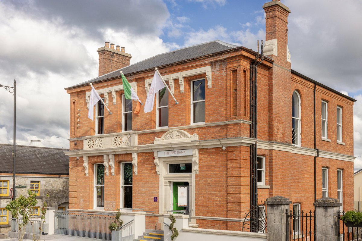 TheRedBank's tweet photo. 🌞 Summer Opening Hours 🌞

We’re now open on Wednesdays from 15th July!

🕔 Wed &amp; Thu: 17:00–21:00
🕠 Fri: 17:00–21:30
🕐 Sat: 13:00–21:30
🕐 Sun: 13:00–20:00

https://t.co/QxEt7X3GkQ 

We can’t wait to welcome you this summer! ☀️

#TasteLeitrim #EnjoyLeitrim #MichelinGuide https://t.co/y43SVj4P98