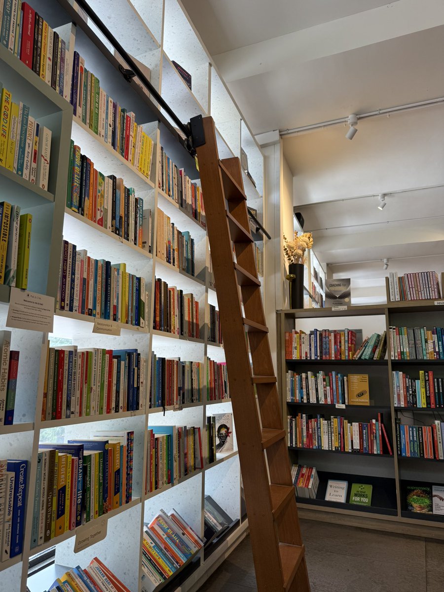 thevipulseth's tweet photo. A cafe and bookstore is hard combination to beat 🤌🏻

📍Paper &amp; Pie x Ink &amp; Oak HSR, Bengaluru https://t.co/BbQqYqDrun