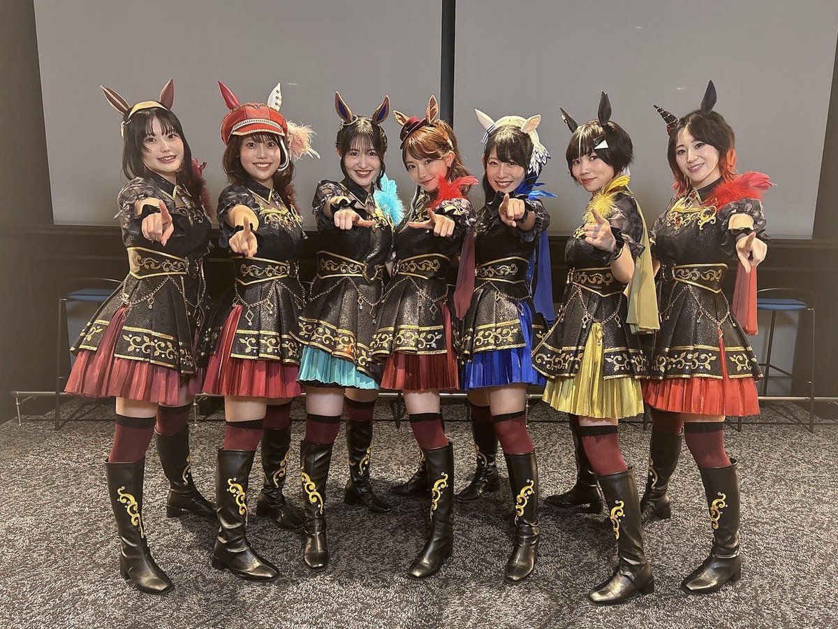 miyumi_shuri's tweet photo. #ウマ娘7th東京 ほんとのほんとにゴールイン！

初出走、本当に夢みたいな幸せな時間をありがとうございました。
たくさんの感想も伝えてくれてありがとう。フォーエバーヤングの魅力がこのイベントを通してあなたに伝わっていたら嬉しいです。

初めて大きなステージに立つ緊張も嬉しさも、ステージを作る全ての仲間たちの心強さも、トレーナーさんたちの熱意とあたたかさも、一生忘れたくない！！
人生の大きな夢がひとつ叶ったよ。

でも！叶えたい夢があるほどゲートは拓くんだよね！！
これからも共に夢を描き続けようね🫶🏻