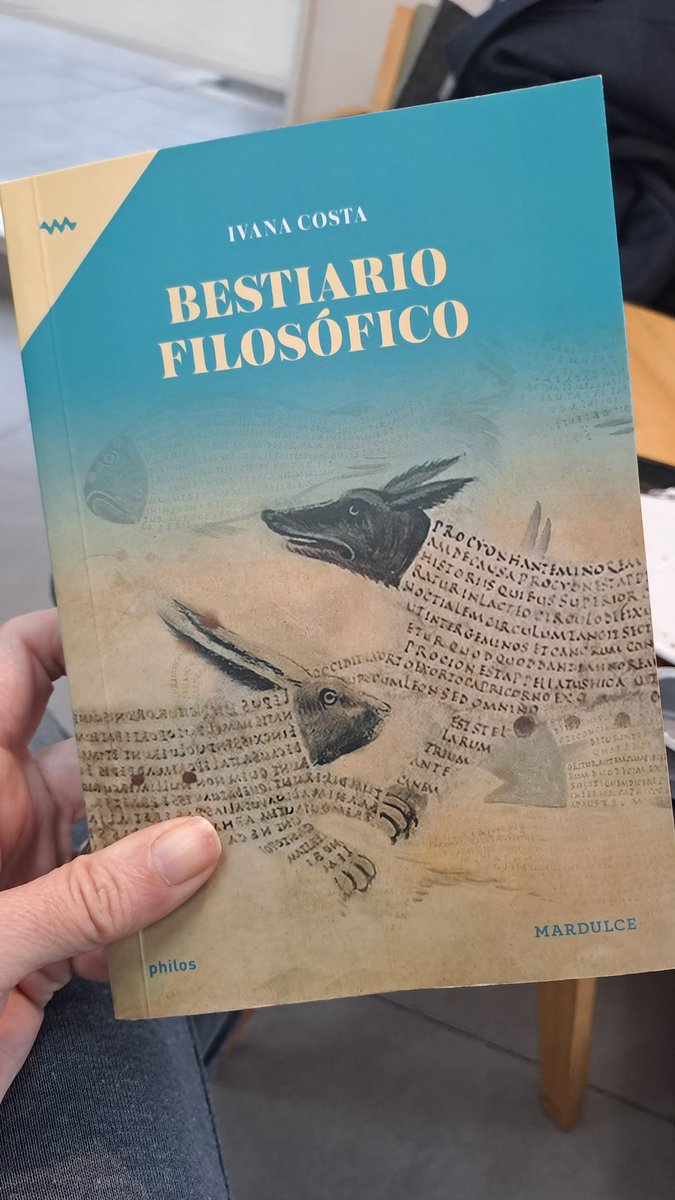 MiriMolero's tweet photo. En tiempos de nivelar para abajo, en que el mundo editorial pausteriza el conocimiento para que esté al alcance "de todos" aunque desgrasado e inútil, @ivanaevacosta te ofrece su erudita biblioteca filosófica a pura precisión para pensar, para aprender. Editor @DTabarovsky 👏👏👏 https://t.co/n4rv8qotGH