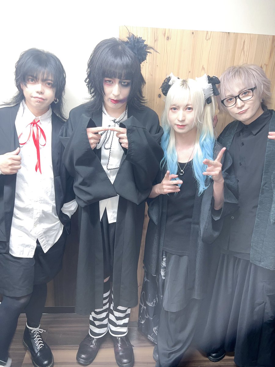 yeti_hideki's tweet photo. 個人的なアレですが

今日はとても4人の相性の良さを感じたライブでした

また何か一緒にできる機会があるといいなー☺️ https://t.co/uJQFqBy5eM