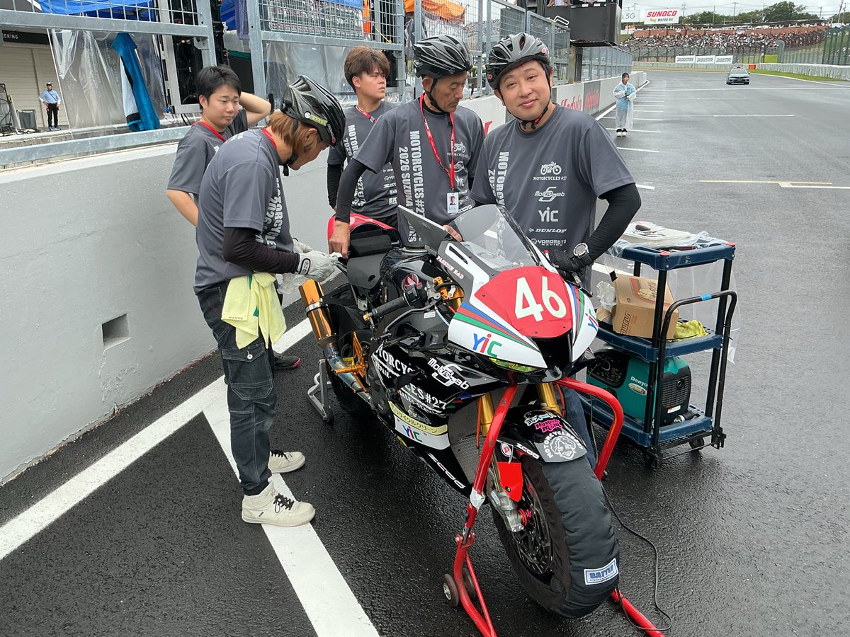 yickyototec's tweet photo. 鈴鹿８時間耐久ロードレースMOTOR CYCLES #27 EJ YIC完走しました！応援して下さった皆様ありがとうございました！

#モトラボEJ #YIC #京都 #鈴鹿8耐 #鈴鹿 #8耐 #鈴鹿サーキット #レース #整備士 #メカニック #CBR #CBR1000 #バイク #自動車 https://t.co/2RnEjxcXme