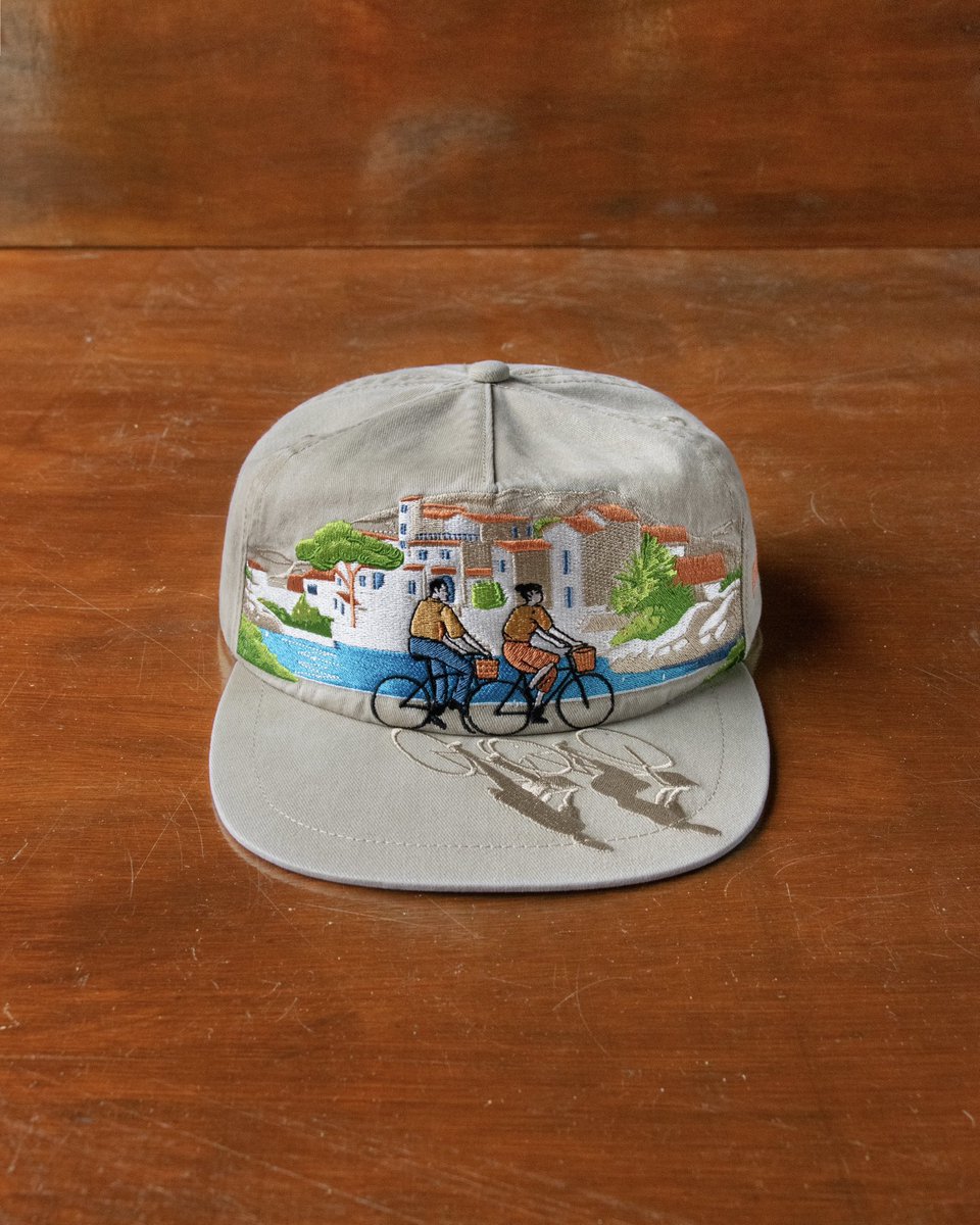 theattractmag's tweet photo. vintage embroidered caps by house of errors https://t.co/3JrouDmSLt