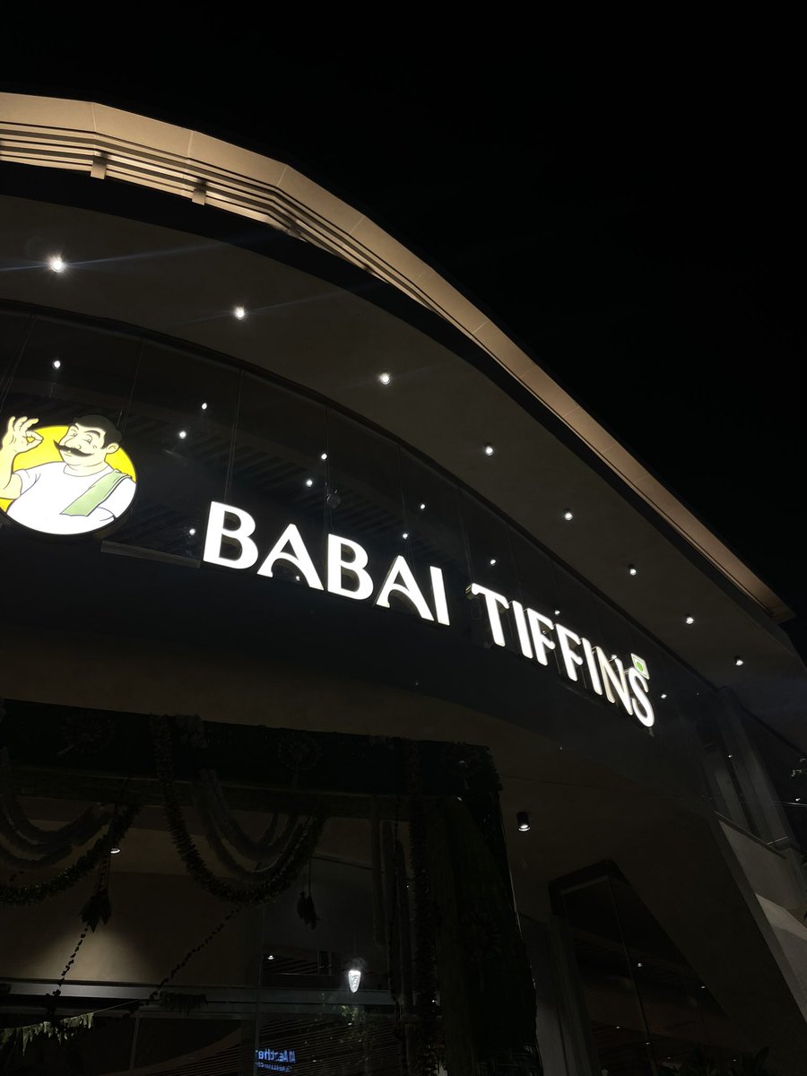 anirudhpandaaa's tweet photo. blessings of babai tiffins has reached whitefield https://t.co/BJpu1SJoVx