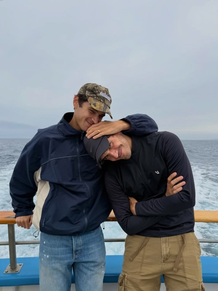 jereisjazzing's tweet photo. EU E MEU BROTHER PERCY @th1scarpenter TE AMO BRO TE AMO PERCY 🤙🤙🤙🤙🤙🩵🩵🩵🩵🩵🩵 https://t.co/zOpcm5Fcra