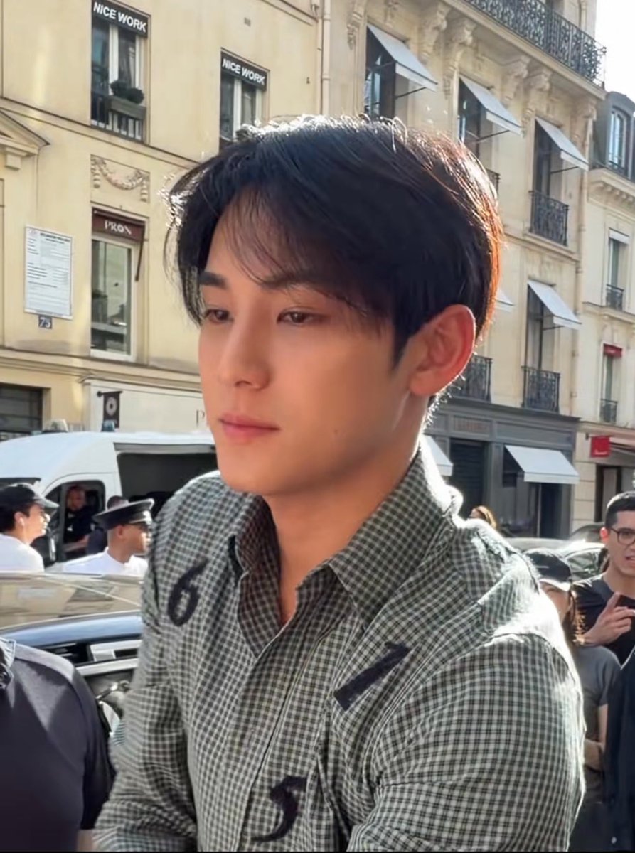 gyumin997's tweet photo. he look so good 😘 https://t.co/CNyMAWYyFl