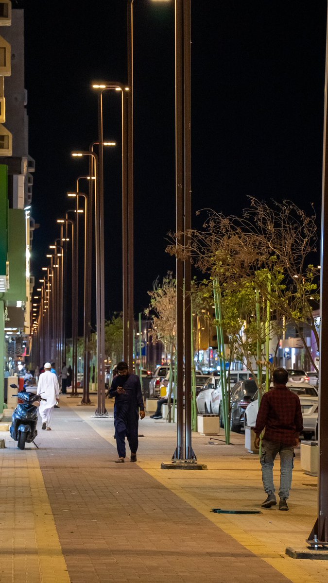 abodalmny3's tweet photo. " أنسنة المدن .. أثر يُرى 🌉" 

بدأت ملامح الأنسنة تتجلى في المنطقة المركزية في #حائل من خلال تطوير المشهد الحضري والمساحات العامة لتصبح أكثر جمالاً وراحة وتعكس مدينة تضع الإنسان في قلب التنمية . 

#عبدالله_المنيع 📸🇸🇦. https://t.co/SdA6pQjhy8