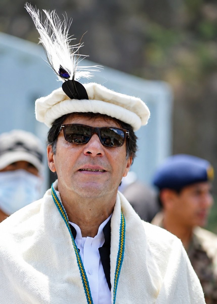 zindanmaiQaid's tweet photo. مرشد  آپ کو حیاتِ خضر ملے۔
مرشد آپ کو بصارتِ یعقوبؑ ملے۔
مرشد  آپ کو رہائیِ یوسفؑ ملےـ
آمین ثم آمین https://t.co/q0SbOwVlSc