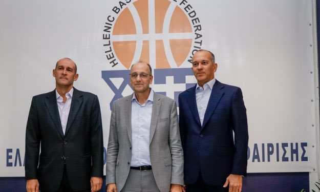 Sarunasholic's tweet photo. Εχετε κανει το Ελληνικο μπασκετ σαν τα μουτρα σας. https://t.co/IOafVvuLje