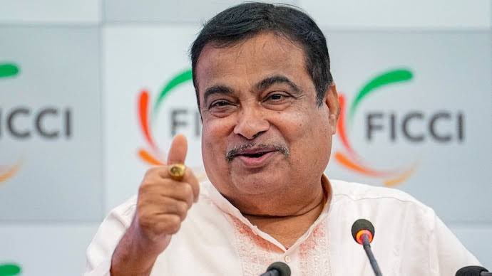 aryakthinks's tweet photo. 🚨 15% isobutanol blending in diesel - Nitin Gadkari Ji

Kb aa raha, diesel wale ko b pta chale petrol walo ka dard

#ethanol #e20 #nitingadkari #diesel #isobutonal https://t.co/xJiLHlujqM