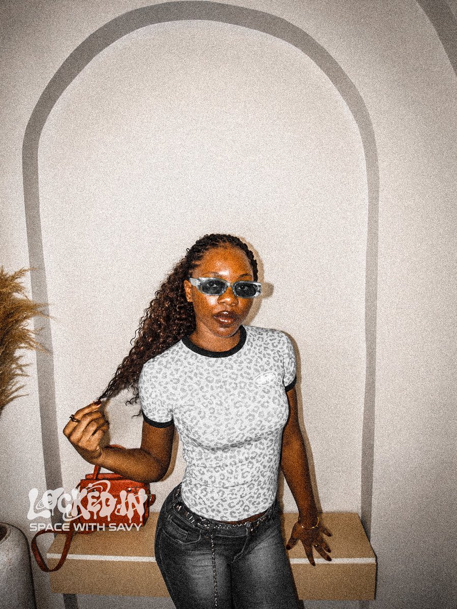djsavyofficial's tweet photo. Pretty women rave at LISS 🥺

Follow @LockedinSS 🛸 https://t.co/esLn30onSi