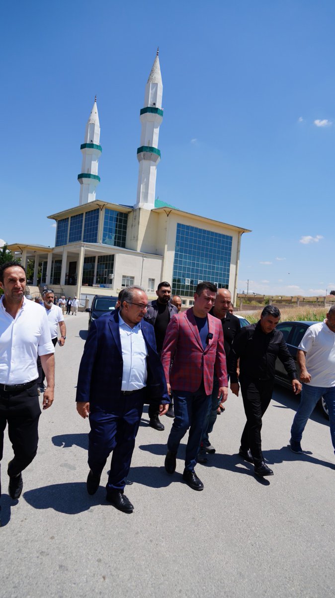 akpartipolatli's tweet photo. Ankara Milletvekilimiz Sayın Osman Gökçek, İlçe Başkanımız Sayın İlhami Teke, ilçe başkan yardımcılarımız ve yönetim kurulu üyelerimiz ile birlikte, İlçe Başkan Yardımcımız Sayın Engin Akıl'ın kıymetli teyzesi merhume Fatma Arpaç'ın taziye ziyaretine katıldık. https://t.co/P4fCzEeiaK
