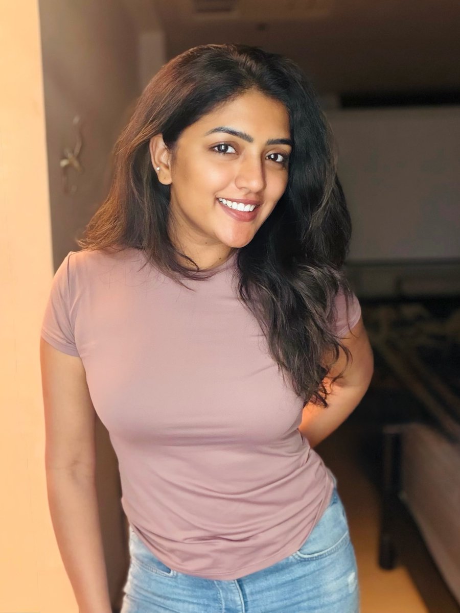 actresswoods's tweet photo. Eesha Rebba 🤎😍

#Eesha #EeshaRebba https://t.co/p4zE2Md486