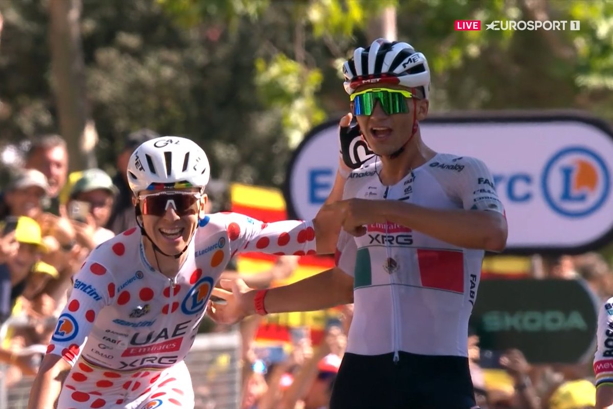 AbelVicencio's tweet photo. ¡Viva México!   Isaac del toro  gana etapa de Tour de France la 30va de su carrera profesional de la mano de @TamauPogi https://t.co/DSIplHP99v