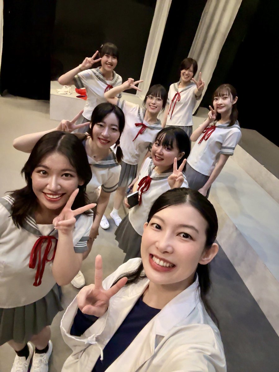 Chee_2018's tweet photo. 『#宣聖リーデイズ 』終焉🌈

初のLIVESさん！
素敵なキャストの皆さんに脚本演出。スペシャリストな音照さん、応援してくださる皆様に支えられ、無事に走り切ることができました‼︎
一歩踏み出す勇気、心動かす何かが届いてたら嬉しいです✨
本当にありがとうございました！
島先生、楽しかったぁ😚 https://t.co/b5HrTj81lS