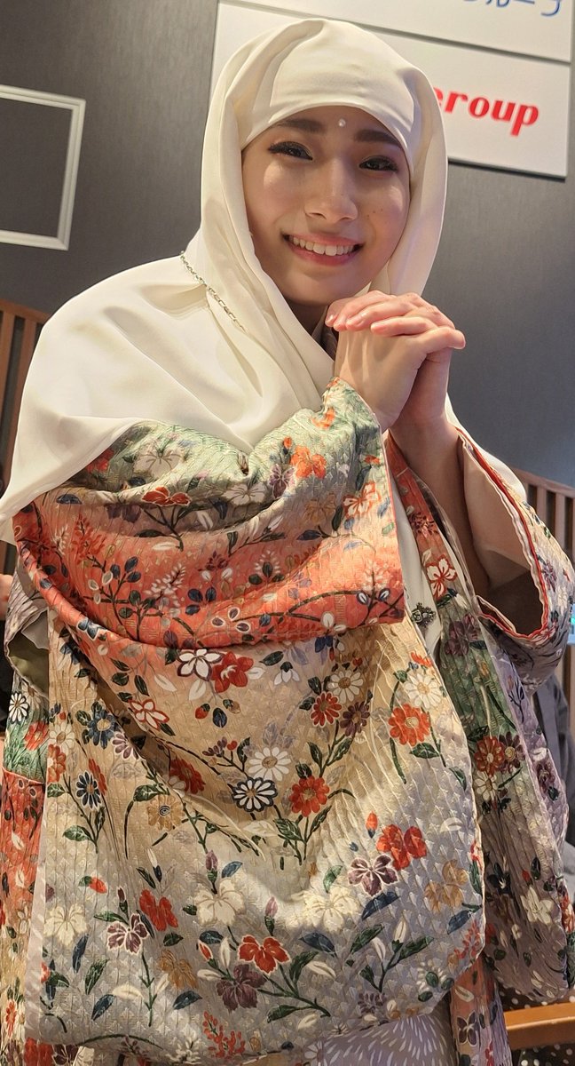 isaohyper's tweet photo. 2026/07/04

 #坂本陽香 ちゃん
 #清原マリア

マリア様の衣装が良く似合い
演技も素晴らしい
裏役は、小鴉なので
挨拶回りの時は、
小鴉とも、イチャコラしてて
クスッとしてしまった🤣

 #オクロック熊本歌劇団
 #オクロックガラシャ編 https://t.co/SwN3Z6SfU0