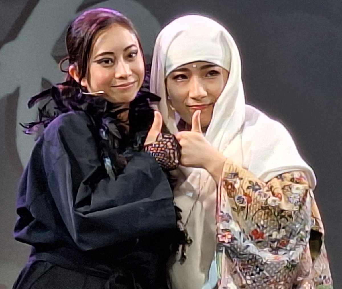 isaohyper's tweet photo. 2026/07/04

 #坂本陽香 ちゃん
 #清原マリア

マリア様の衣装が良く似合い
演技も素晴らしい
裏役は、小鴉なので
挨拶回りの時は、
小鴉とも、イチャコラしてて
クスッとしてしまった🤣

 #オクロック熊本歌劇団
 #オクロックガラシャ編 https://t.co/SwN3Z6SfU0