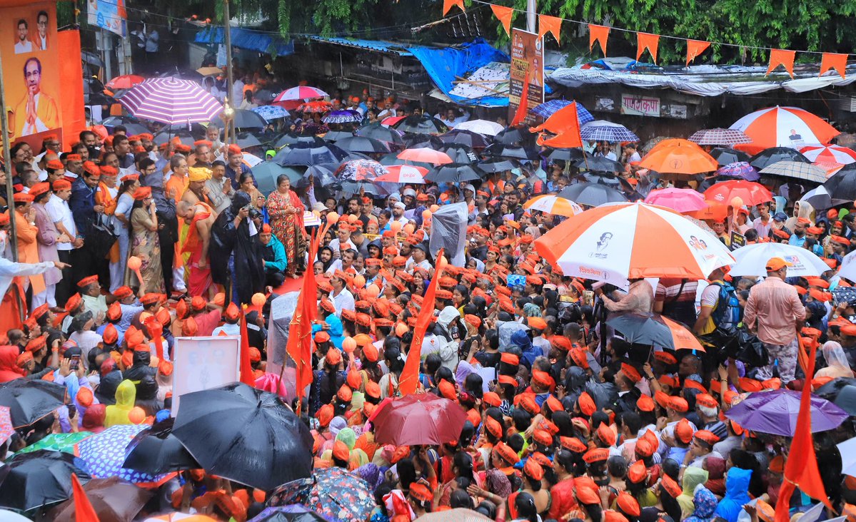 AUThackeray tweet picture