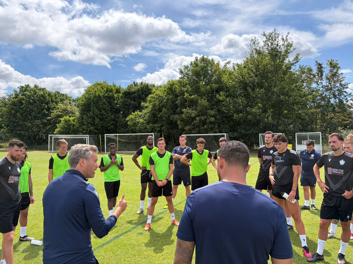 HornchurchFC's tweet photo. A great weekend camp at The Nest 💪 https://t.co/NjUWD6CJol