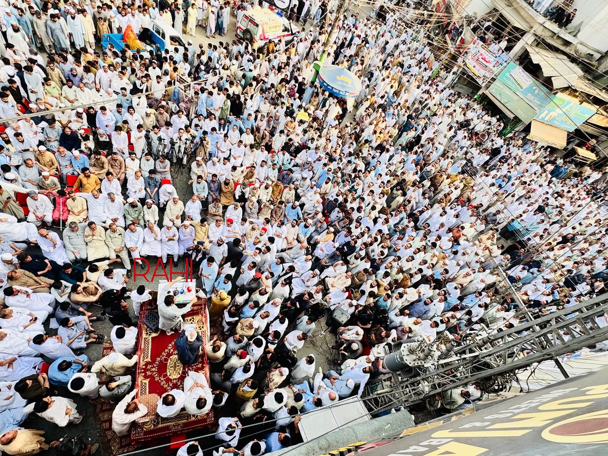 JIKPNorth's tweet photo. مینگورہ کے نشاط چوک میں امیر جماعت اسلامی خیبرپختونخوا شمالی عنایت اللہ کا ٹیکس کے نفاذ کے خلاف عوامی احتجاجی مظاہرے سے خطاب۔
#ملاکنڈڈویژن_ٹیکس_نامنظور https://t.co/XwOaDhQCyZ