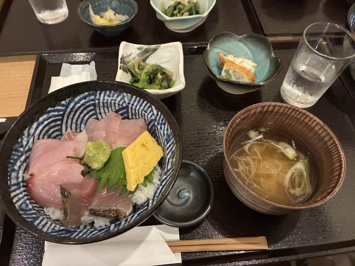 Muu__S2_'s tweet photo. 美味しいものたくさん食べた🤤
洋カラ楽しかった‼️ https://t.co/wnnwhmYbG6